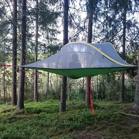 Kommee Kurki Tentsile Puumajoitus Sastamala