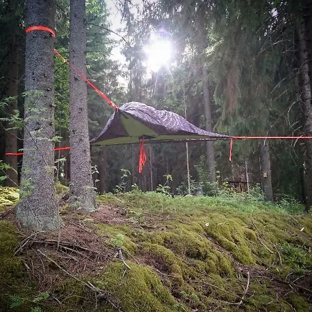 Kommee Kurki Tentsile Puumajoitus Campsite Sastamala